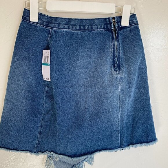 Blank NYC Asymmetrical Keltie Denim Mini Skirt NWT - Picture 6 of 10